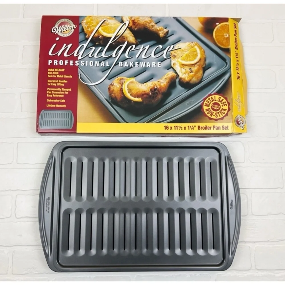NEW Wilton Non Stick Broiler Pan Set 16X11.5
